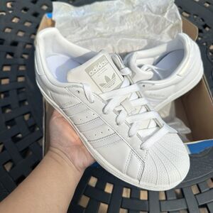 Adidas Superstar Women's Athletic Shoes White Size 6. New with box.